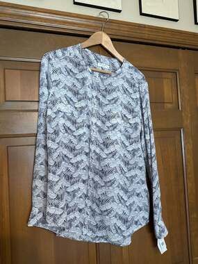 Equipment Femme Lynn Silk Leaf Print Long Sleeve Blouse Bright White